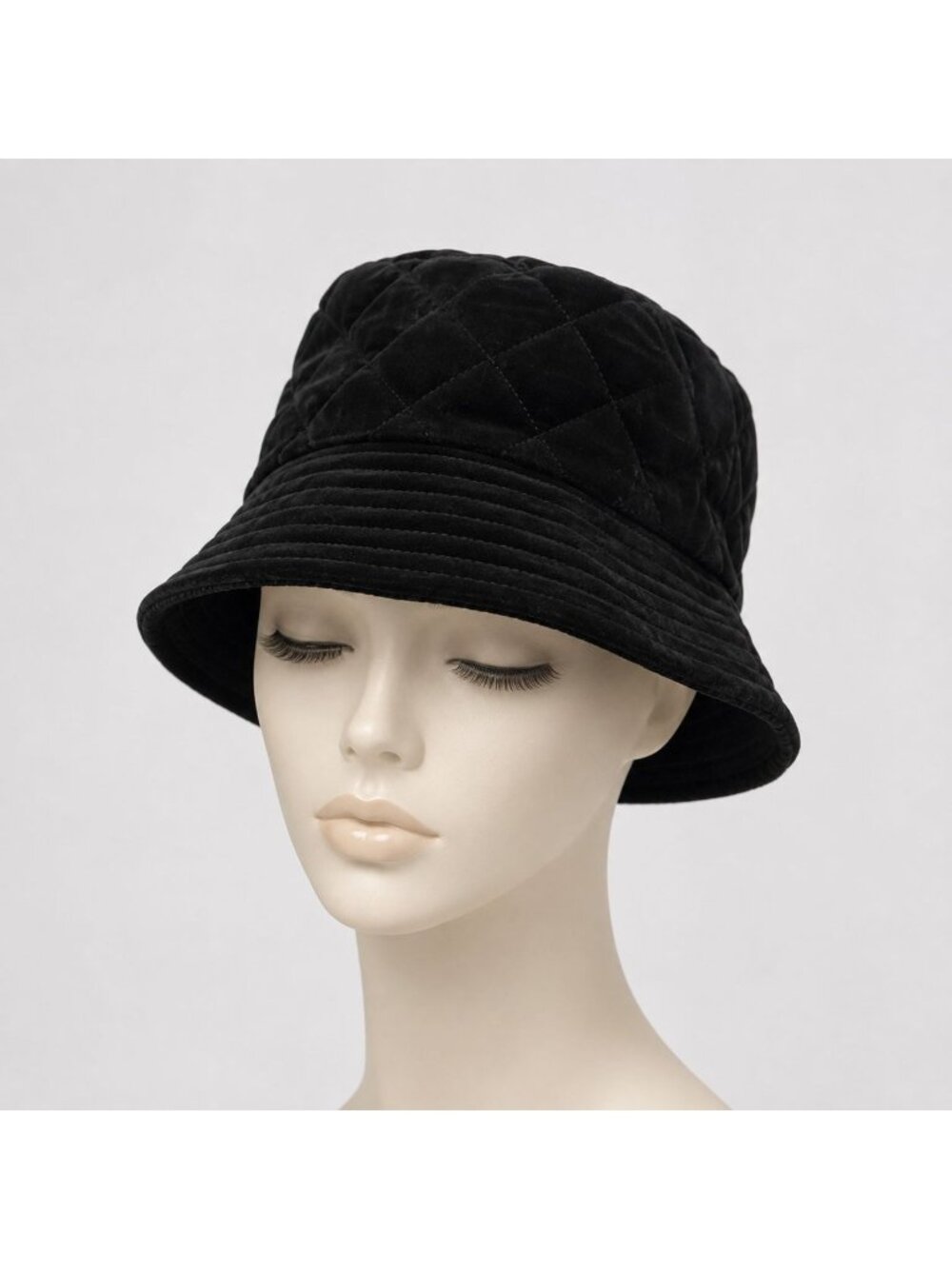 Black Quilted Velvet Bucket Hat One Size Dark Academia Goth Y2K Soft Grunge